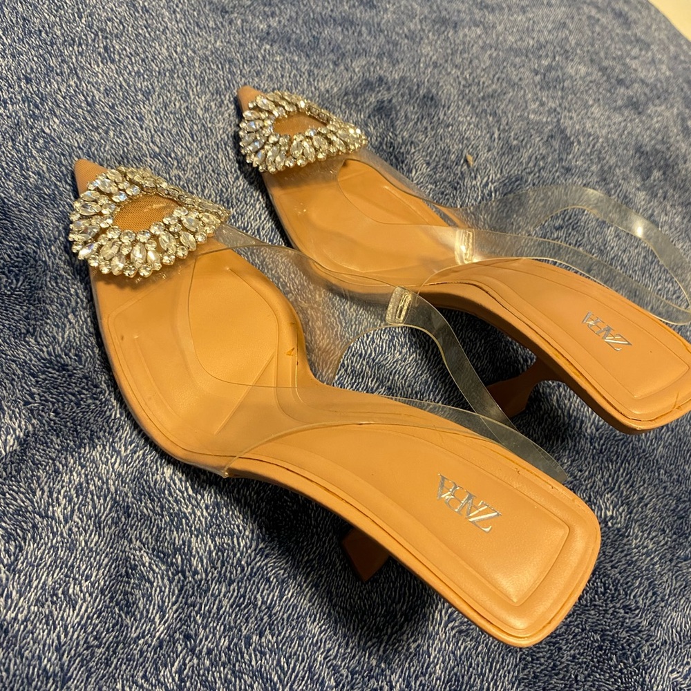 Zara Tan Pointed Toe Slingback Mules with Crystal Brooch - Picture 2 of 4